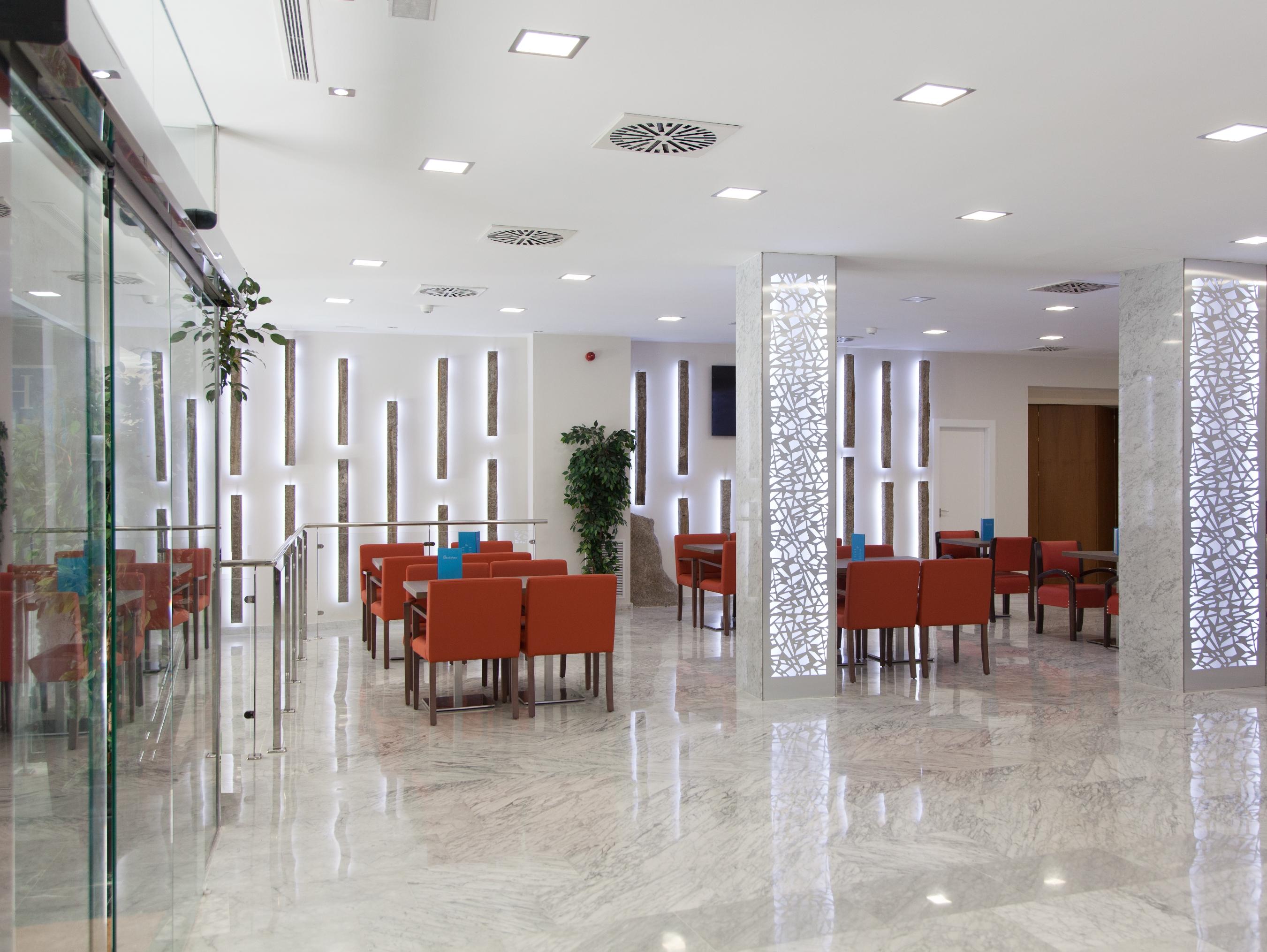 Porcel Sabica 4*